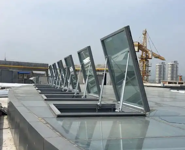 電動開窗機和手動開窗器比，到底值不值得買?